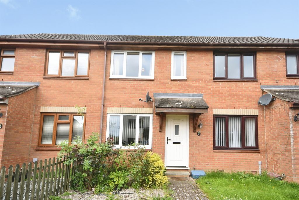 Property photo 1 of 17