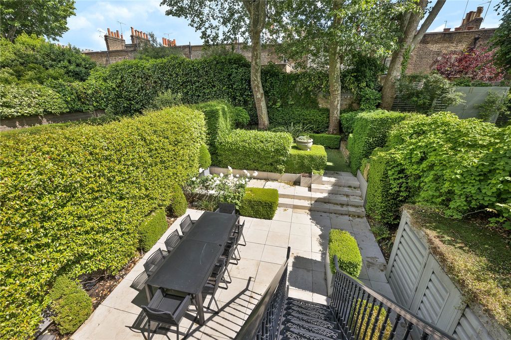 Egerton Crescent, London SW3 photo 4