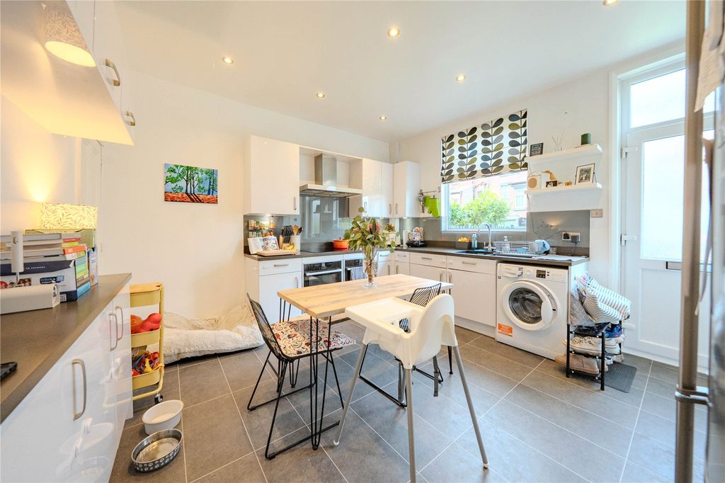 Property photo 3 of 15 Picture No. 05