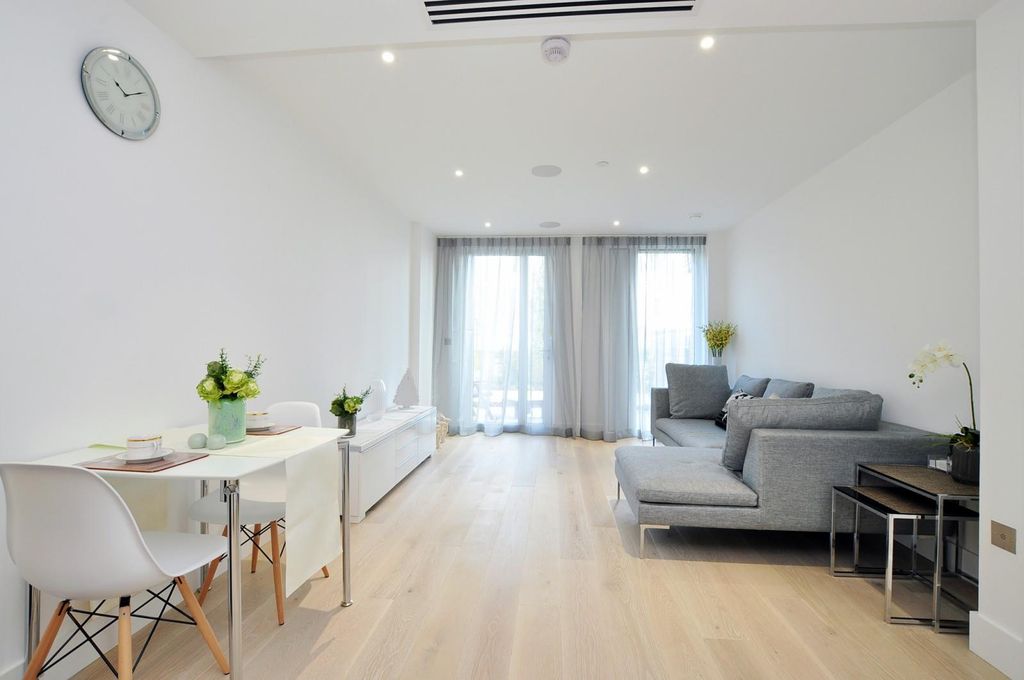 Property photo 3 of 7 Image