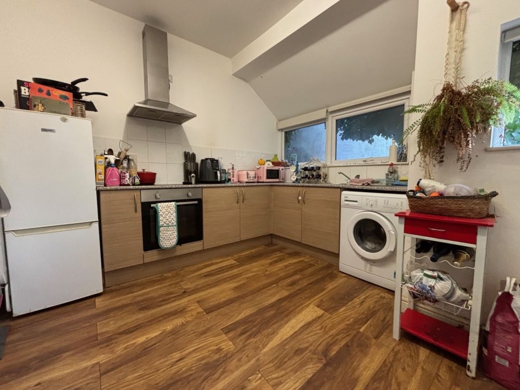Additional image 29 of 5 bed block of flats for saleConnaught Road, Roath CF24