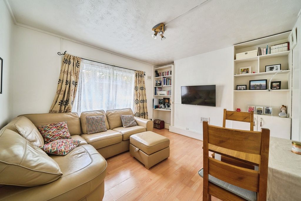 Property photo 2 of 14 Pbox-Img.Jpg