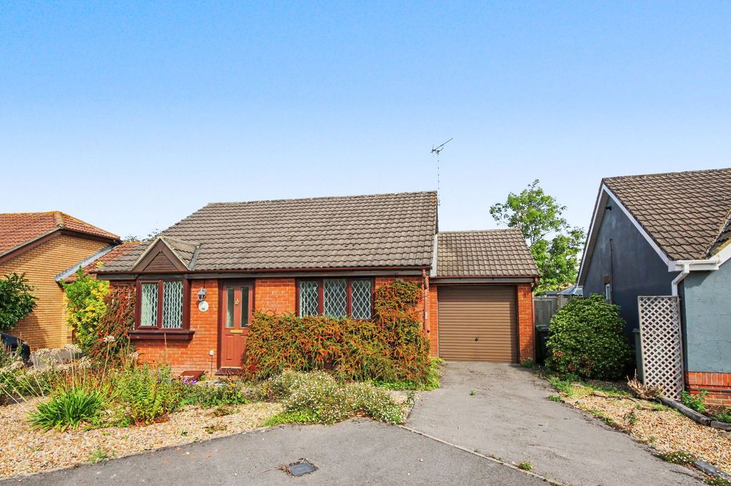 Property photo 1 of 12