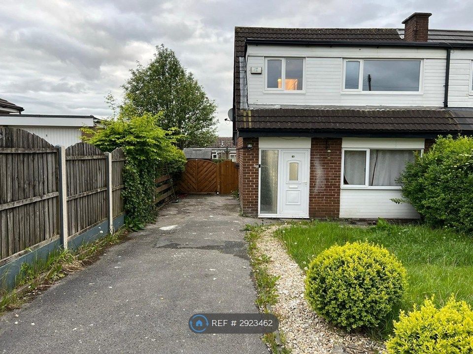 Property photo 2 of 35