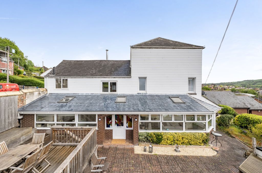 Additional image 30 of 3 bed end terrace house for saleCrescent Street, Newtown, Powys SY16
