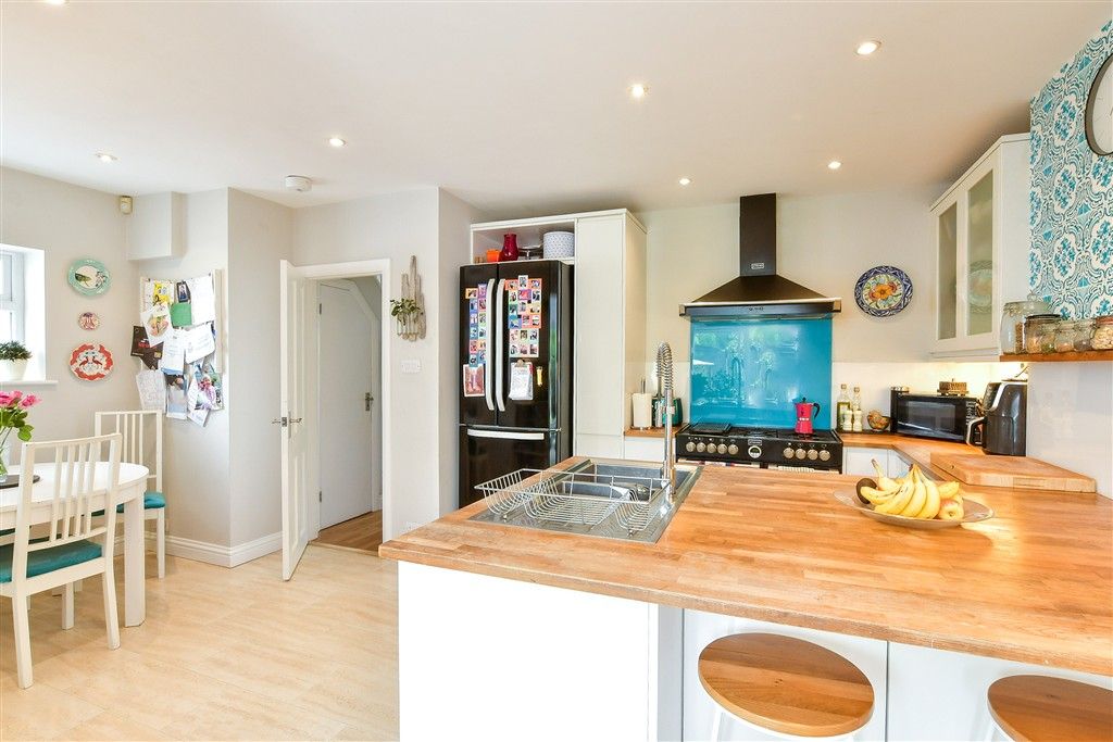 Property photo 2 of 18 Kitchen/ Diner