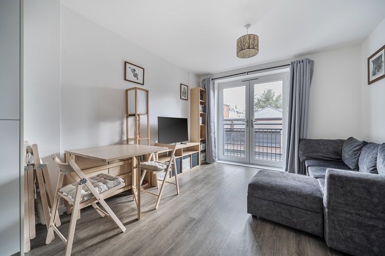 Property photo 1 of 19