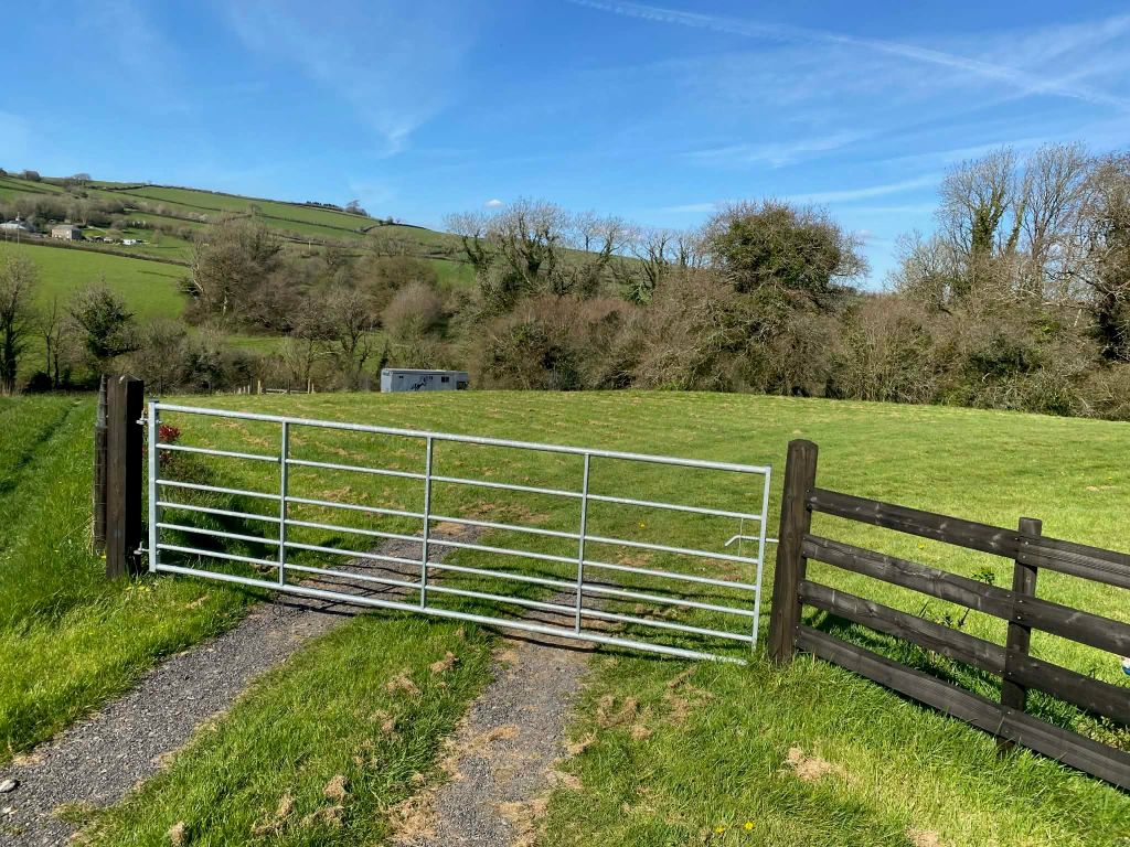Property photo 1 of 8