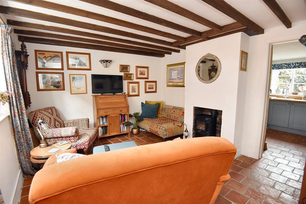 Property photo 2 of 12 Sitting Room