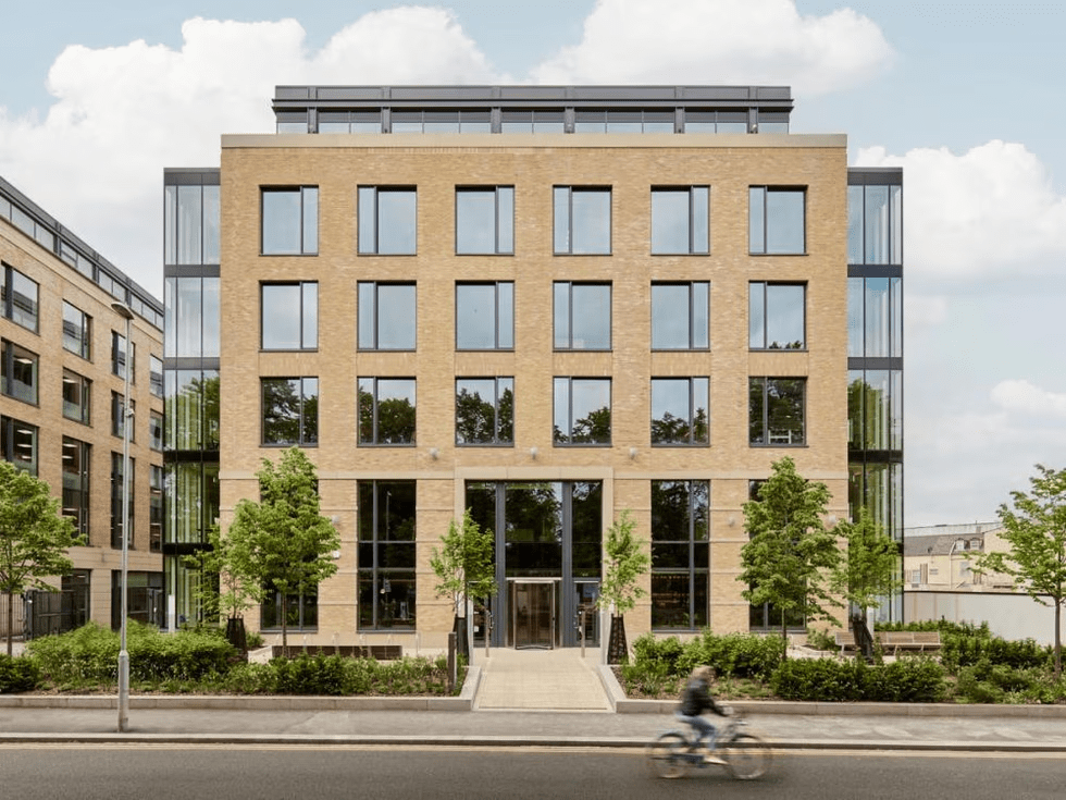 Property photo 1 of 7