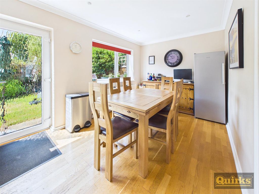 Property photo 3 of 13 Cam02342G0-Pr0209-Still003.Jpg
