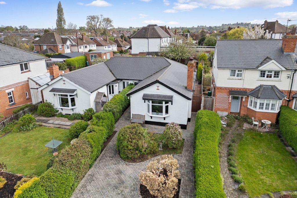 Property photo 2 of 21