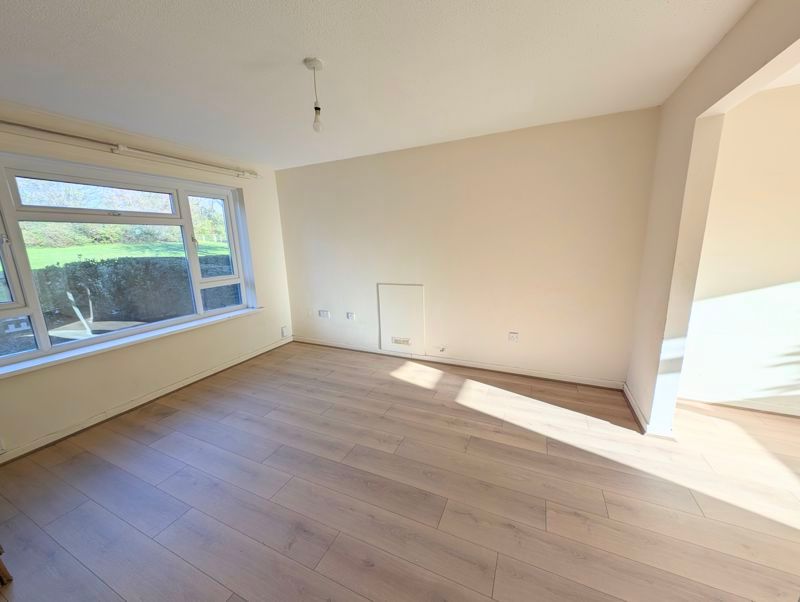 Property photo 2 of 20 Photo 35