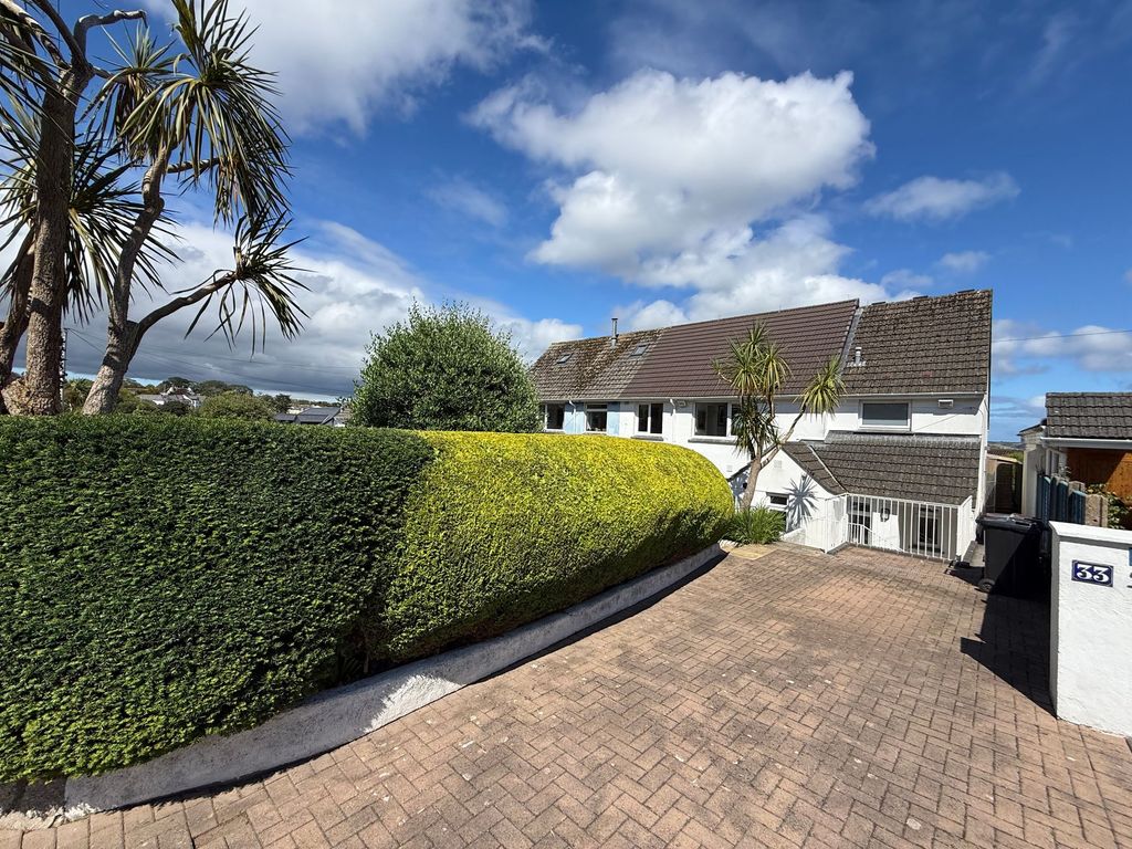 Property photo 1 of 32