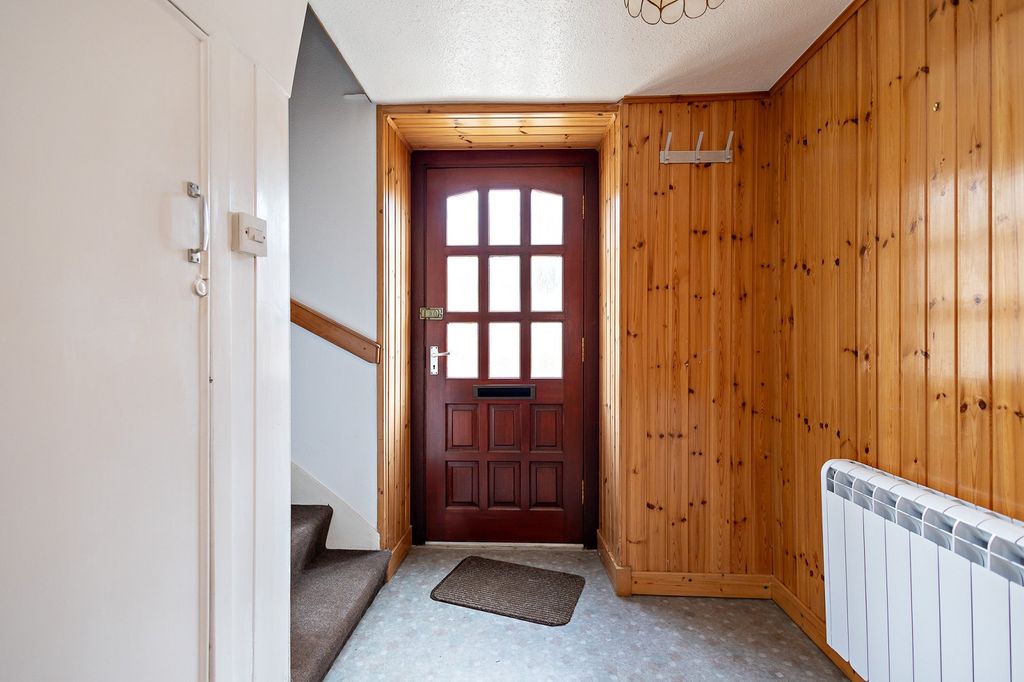 Property photo 2 of 9 Not Specified