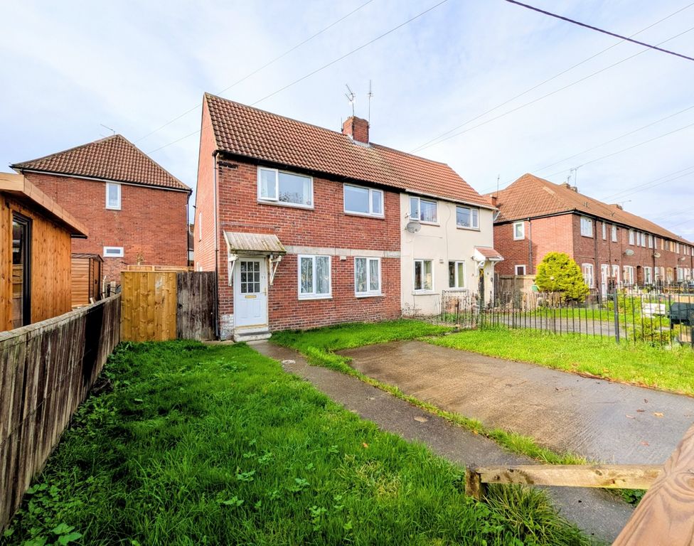 Property photo 1 of 9 1000002112