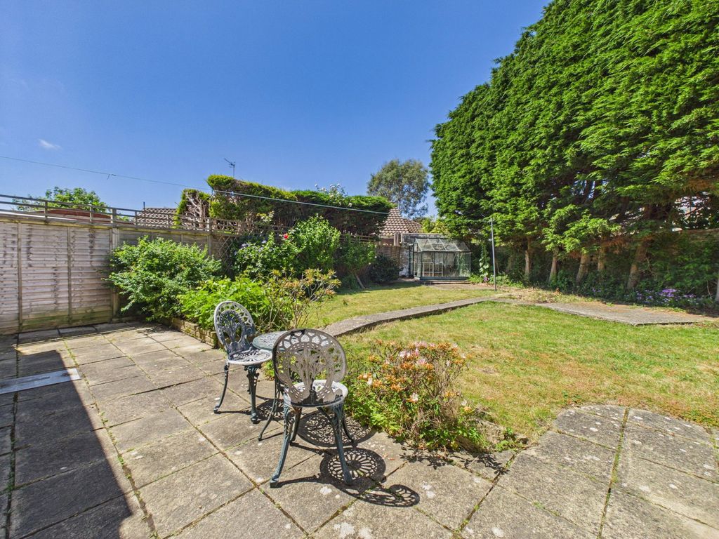 Property photo 2 of 19