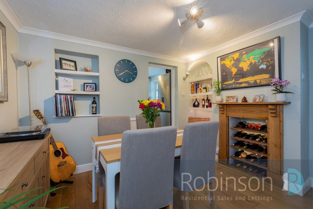 Property photo 2 of 13 Photo 10
