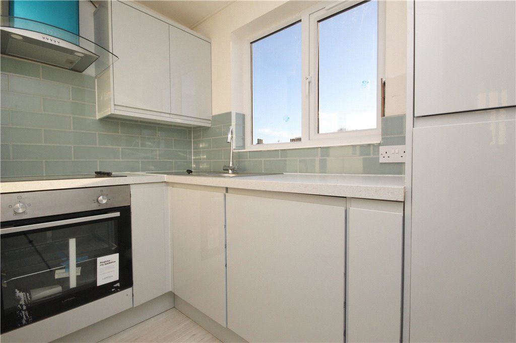 Property photo 2 of 5 Kitchen