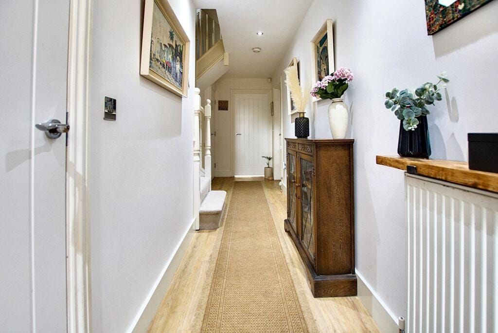 Property photo 3 of 29
