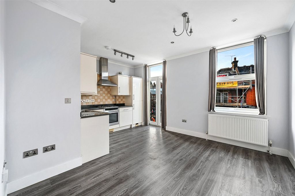 Property photo 1 of 7 Reception Room