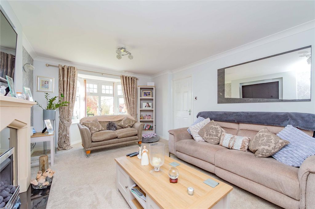 Property photo 2 of 50 Picture No. 41