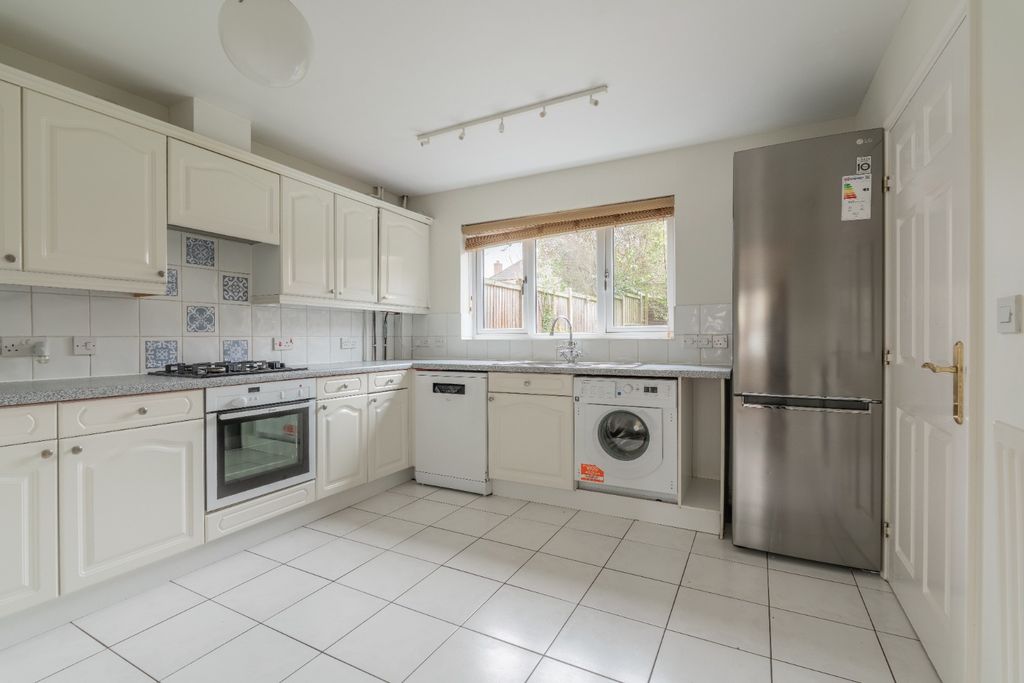 Property photo 3 of 19 3244164