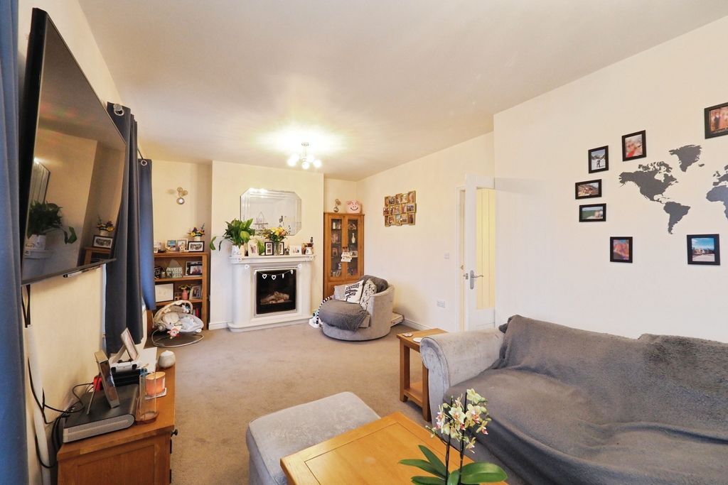 Property photo 3 of 20 Img_4593