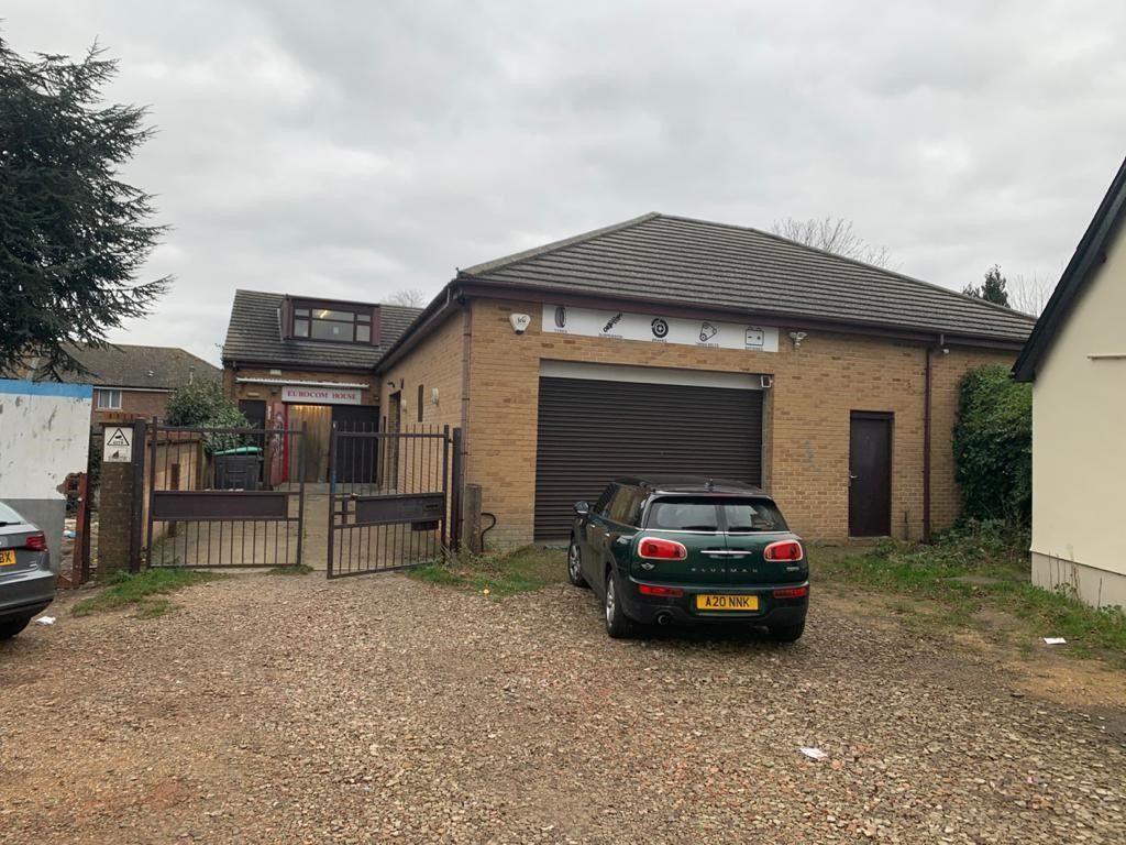 Property photo 1 of 20