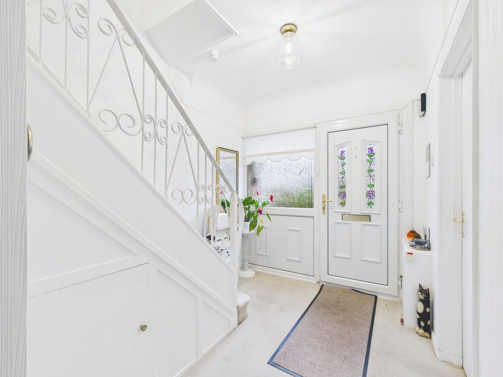 Property photo 3 of 26