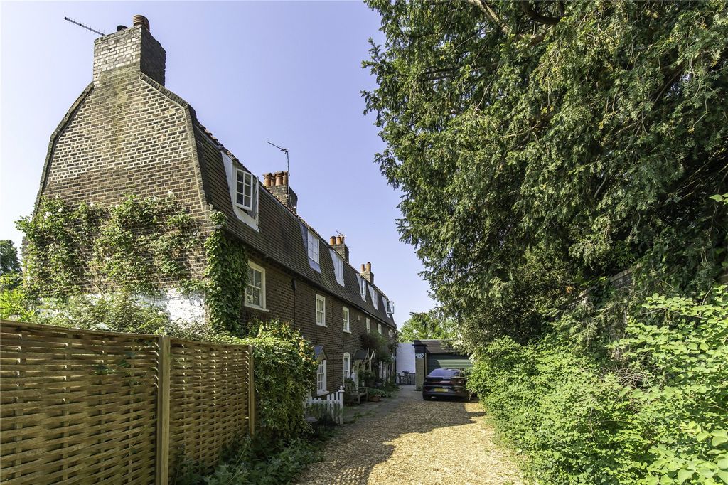 Property photo 1 of 23 Picture No. 27