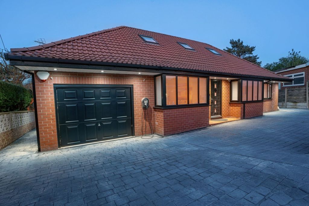 Property photo 2 of 25