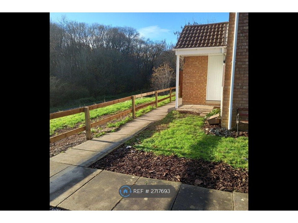 Property photo 3 of 25