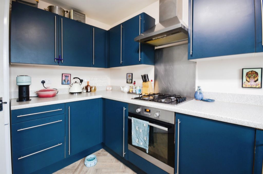 Property photo 3 of 16