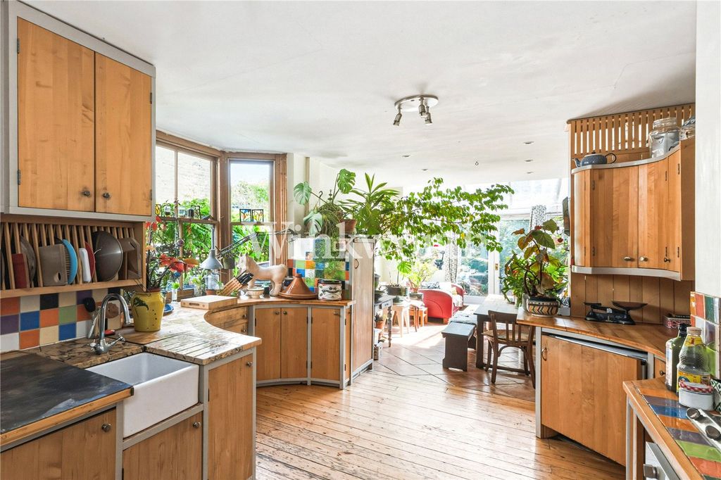 Property photo 1 of 21 Picture No. 29