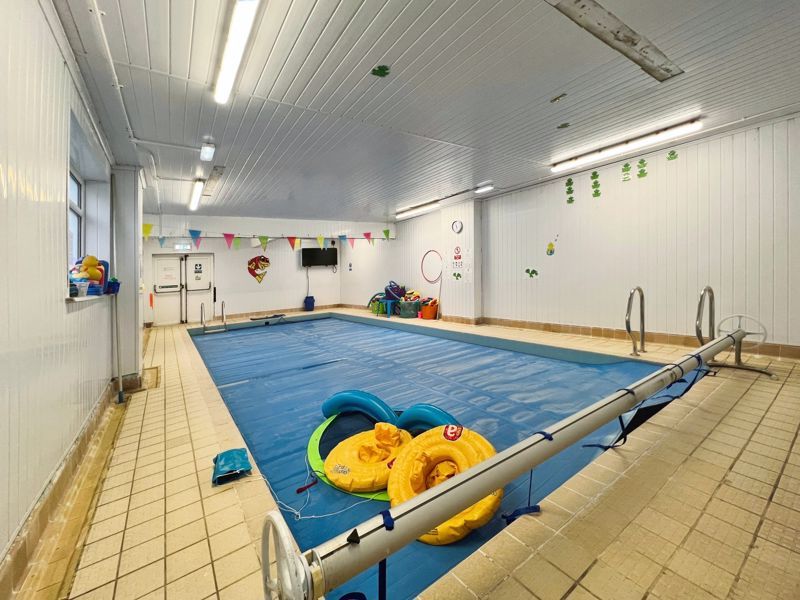 Property photo 3 of 18 Swimming Pool