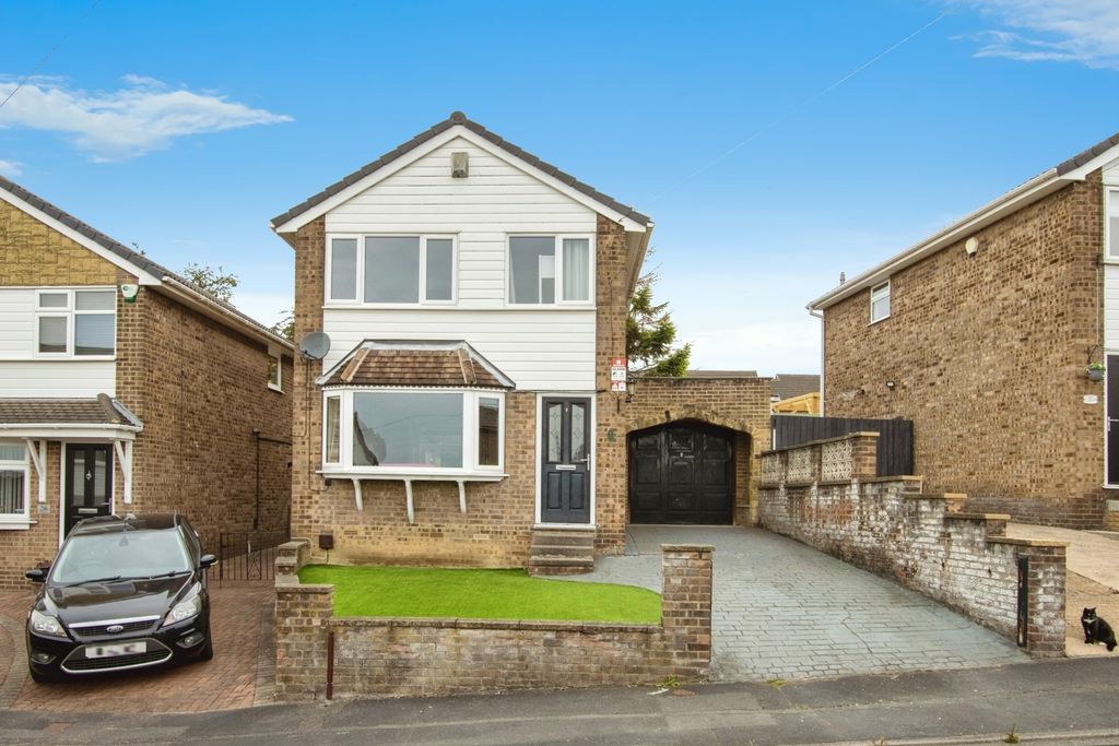 Property photo 1 of 17 Photo