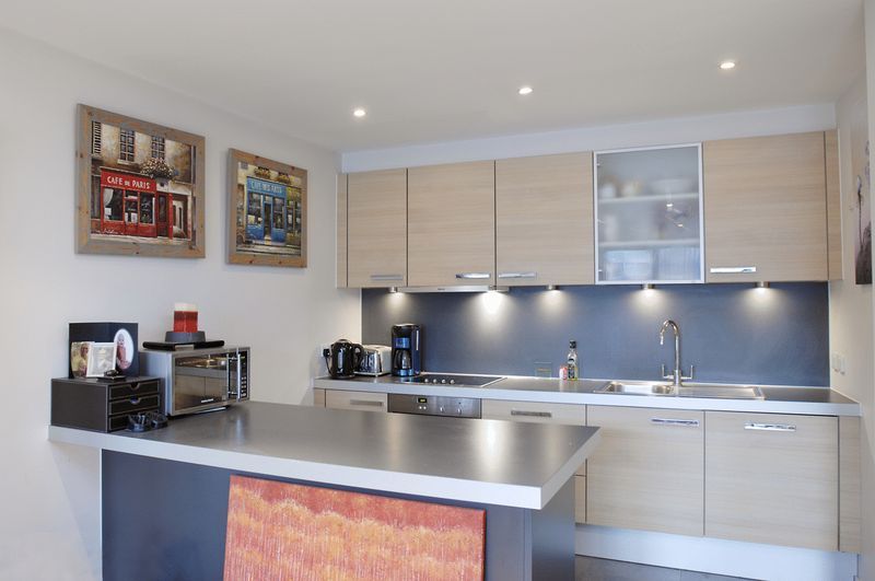 Property photo 2 of 7 Photo 5