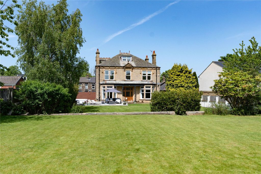 Property photo 1 of 40 Picture No. 36