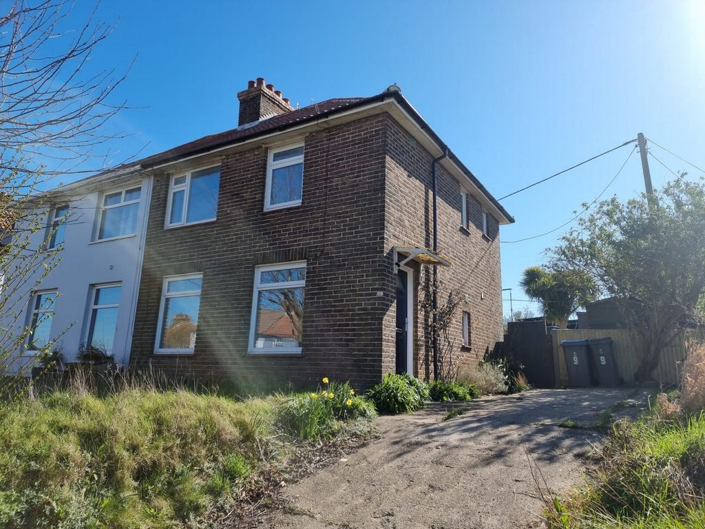 Property photo 1 of 12 Photo 15