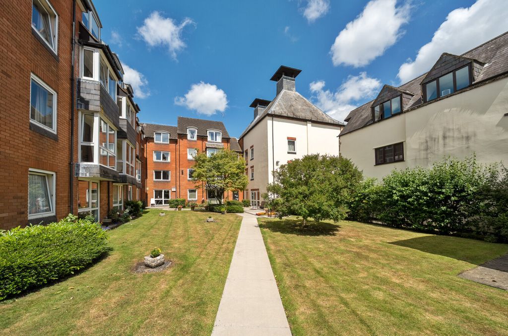 Property photo 1 of 16 1316292-8-685d3B1...