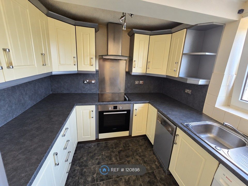 Property photo 1 of 13 Kitchen