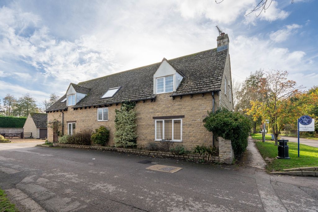 Property photo 2 of 41 External