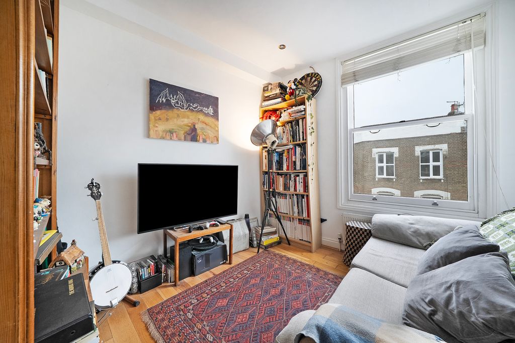 Property photo 2 of 13