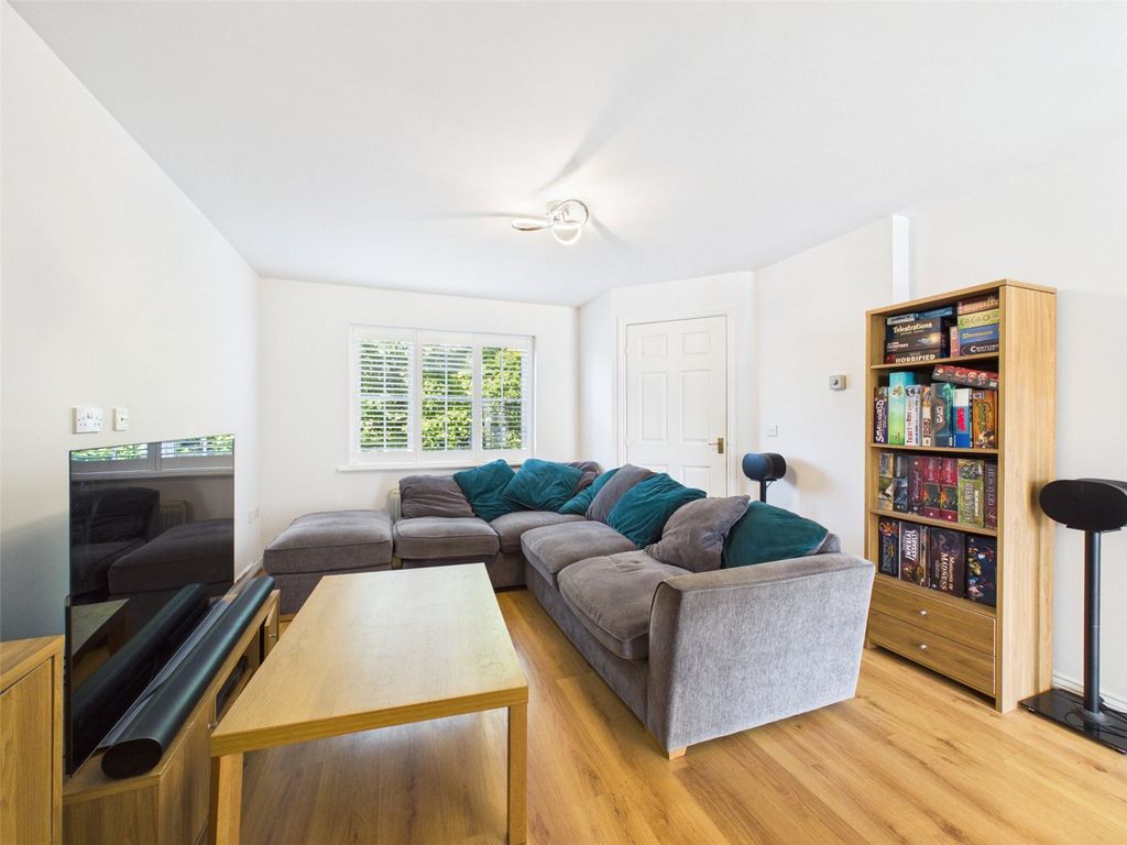 Property photo 3 of 12 Picture No. 08