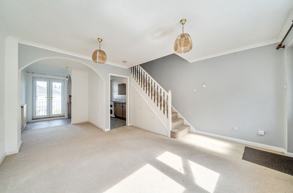 Property photo 2 of 23 2 - Sitting/Dining Room