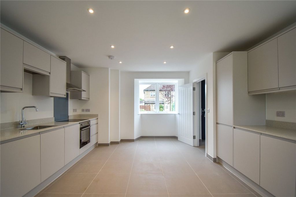Property photo 2 of 7 Picture No. 05