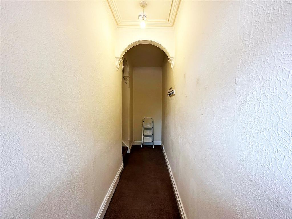 Property photo 3 of 14 3.Jpg