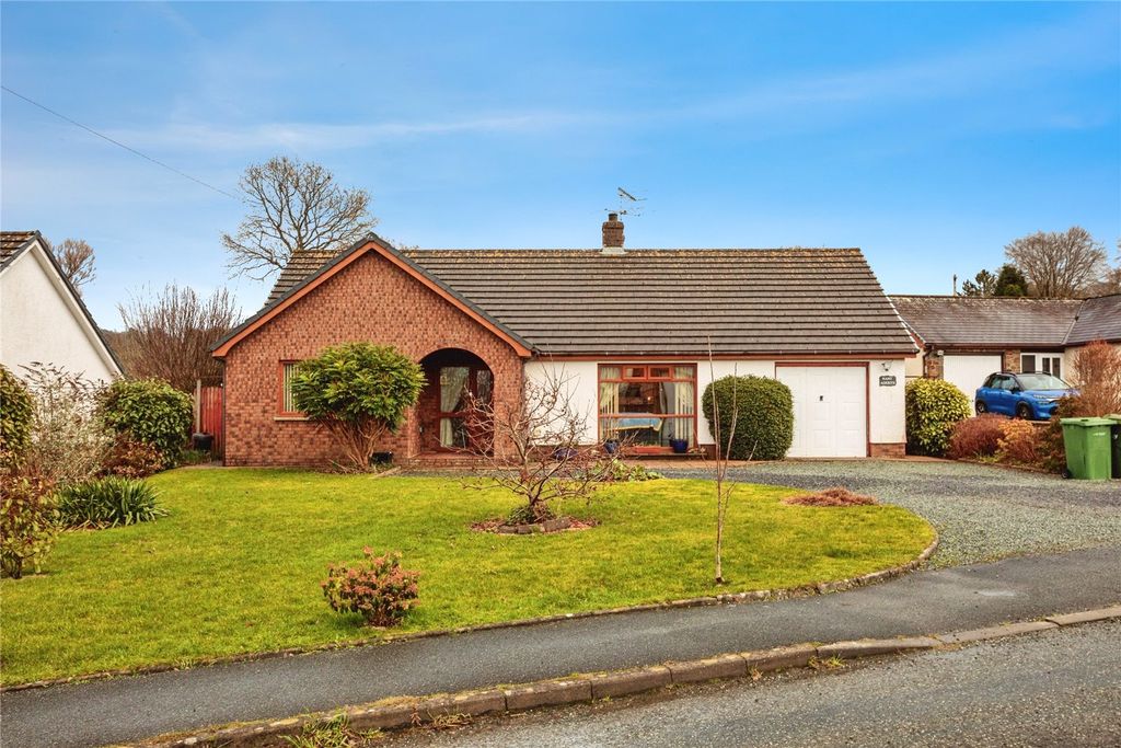 Property photo 2 of 25 Picture No. 16