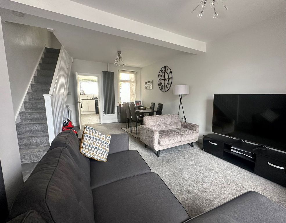 Property photo 2 of 13